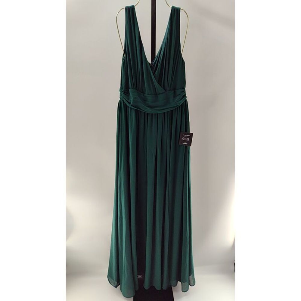Lulu's Emerald Green V-Neck Maxi Dress
